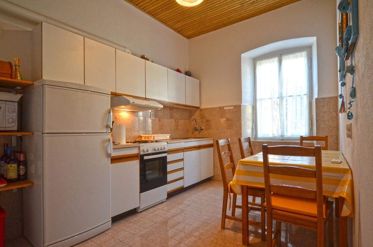 Отель Carmelo House Ровинь Экстерьер фото
